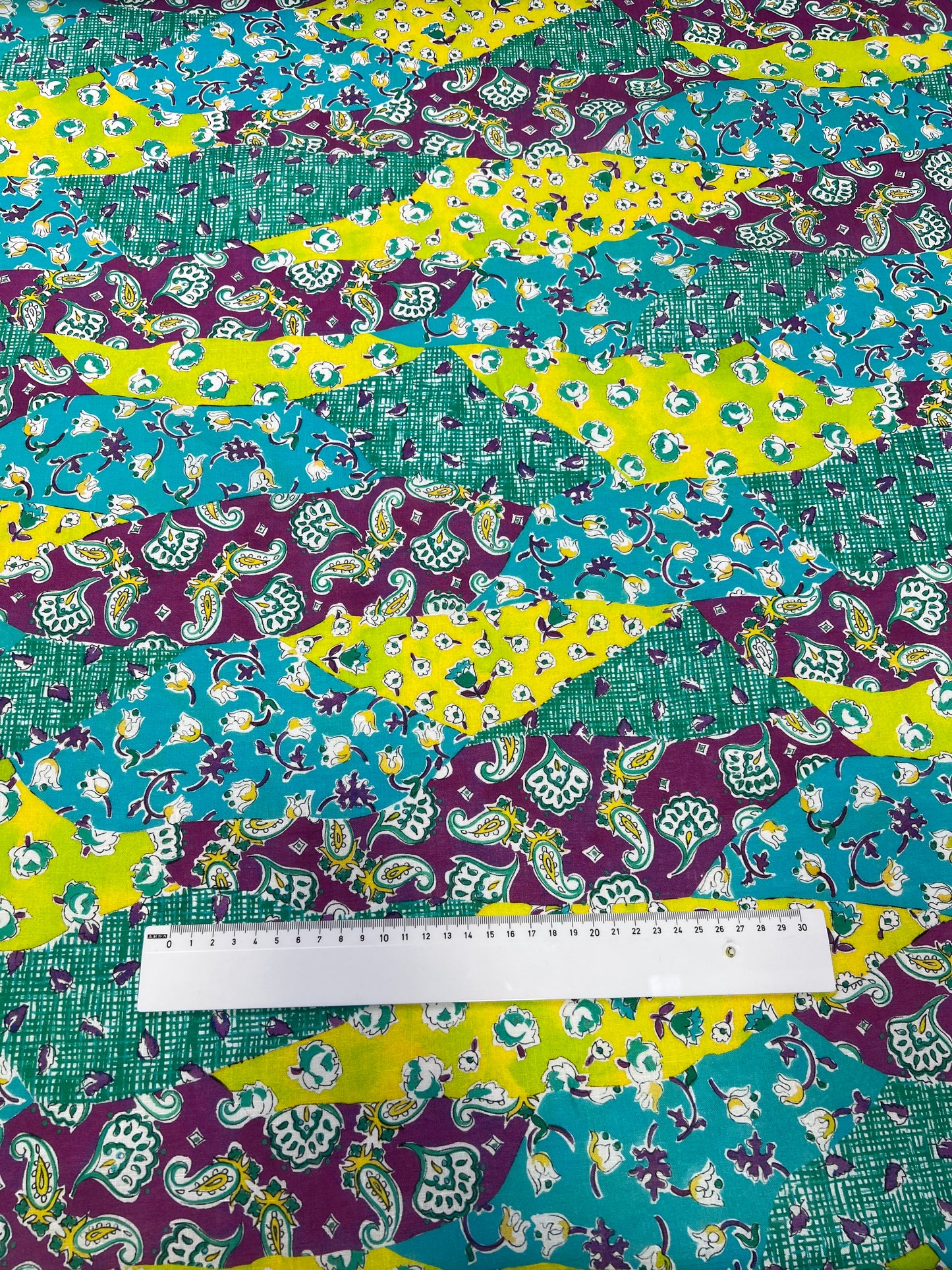 Lino stampato design tipo patchwork