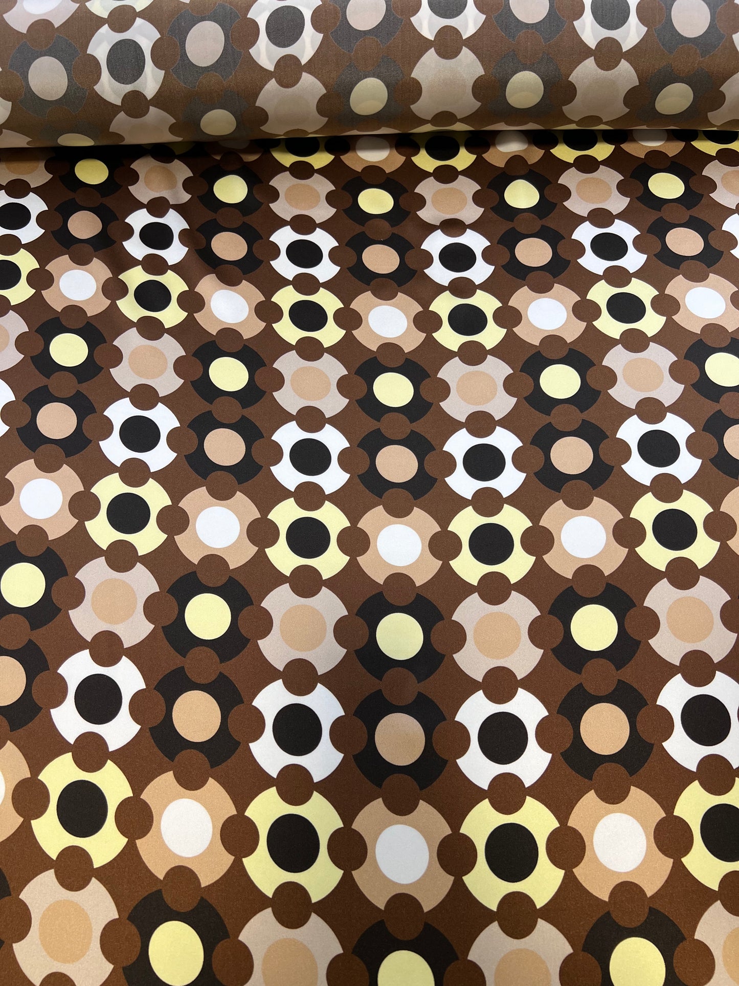 Raso di seta retro marrone