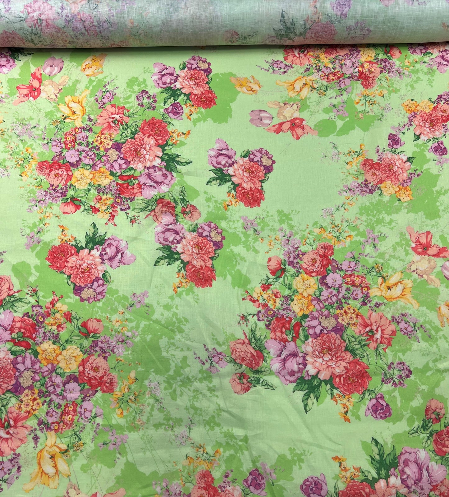 Lino stampato fiori rossi su sfondo lime