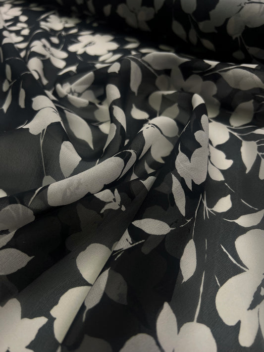 Georgette di seta fiori sfondo nero