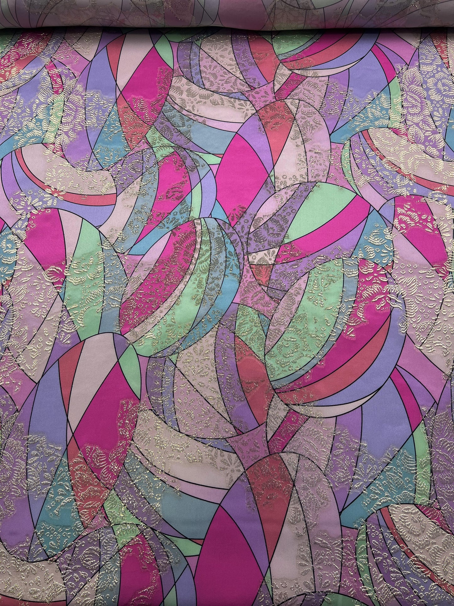 Seta con lurex geometrico rosa