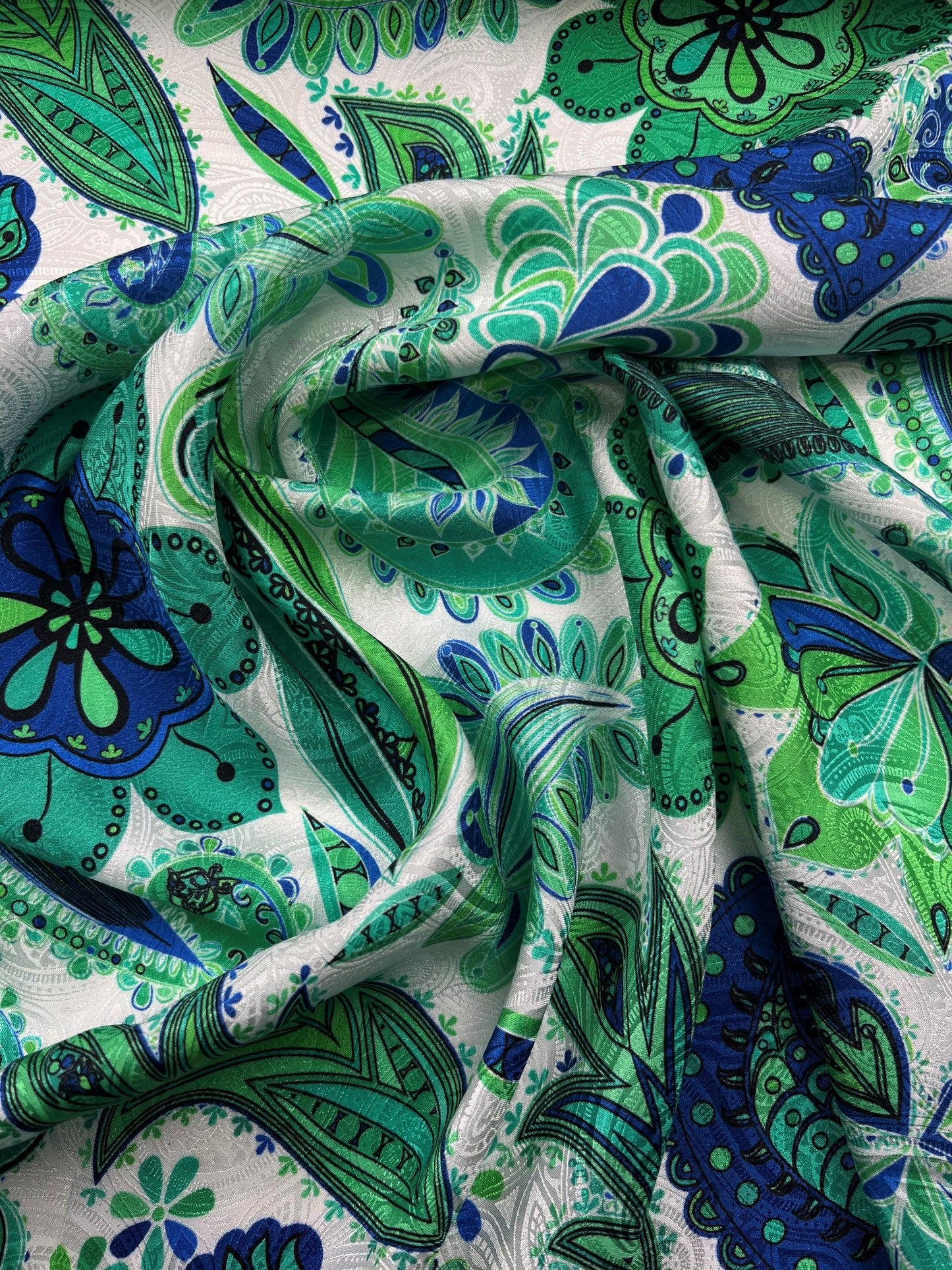 Jacquard di seta fiori e paisley verde