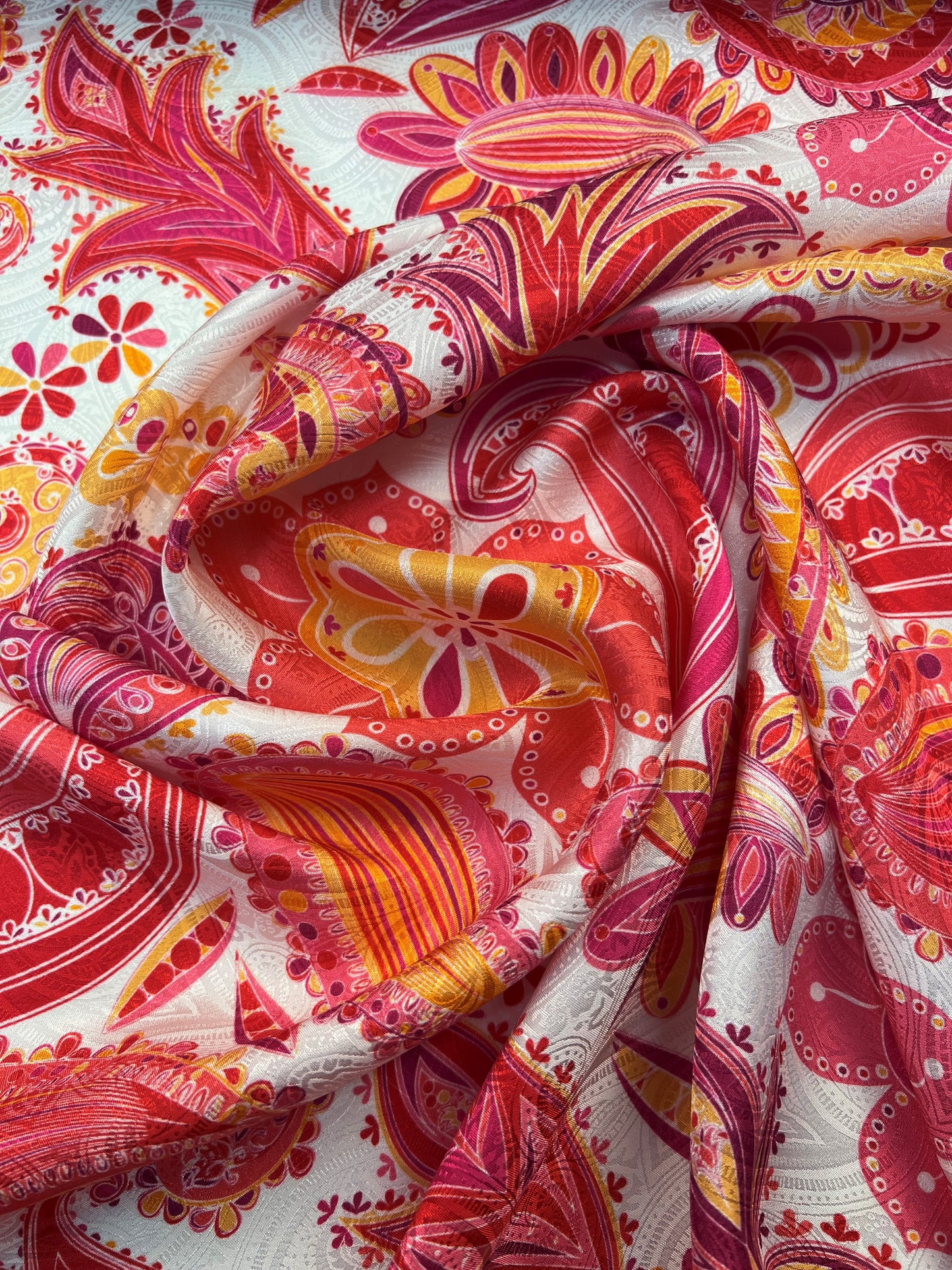Jacquard di seta fiori e paisley arancio